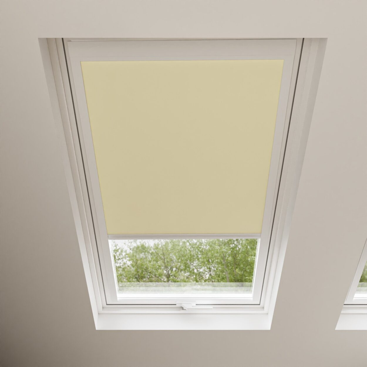Bella Butter Blind For RoofLITE - Image 2