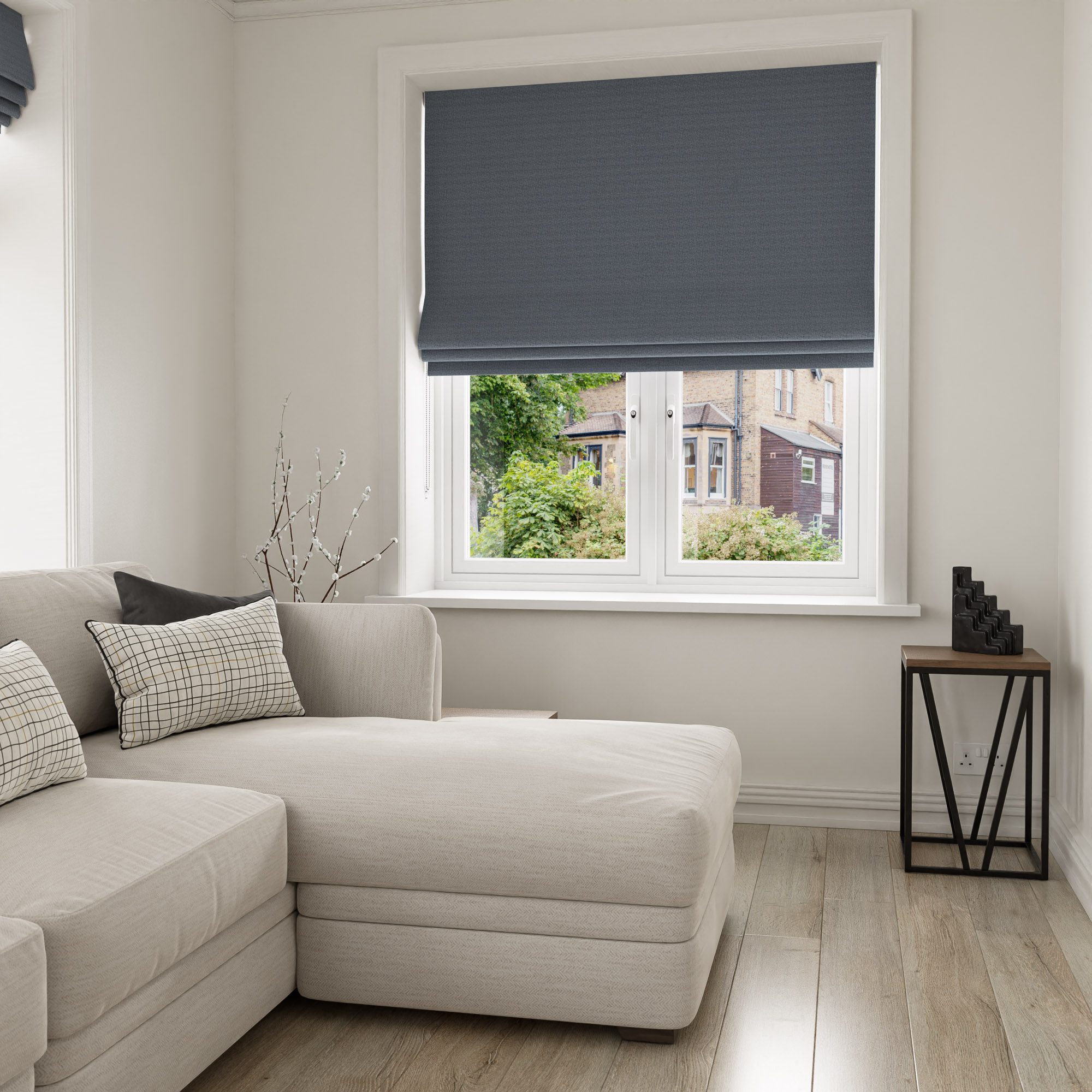 Harlow Danube - Image 2