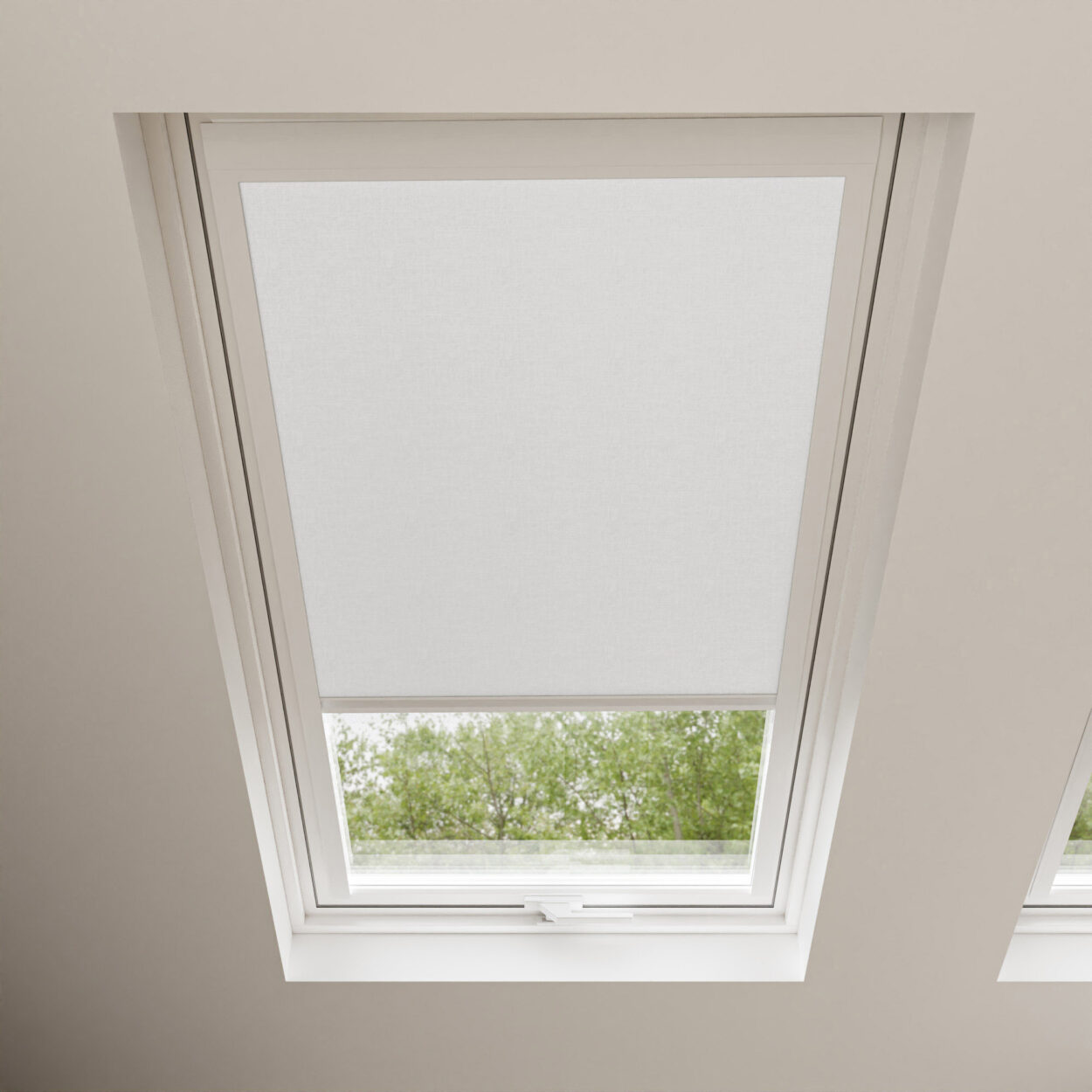 Hayworth Whisper Blind For Velux - Image 2