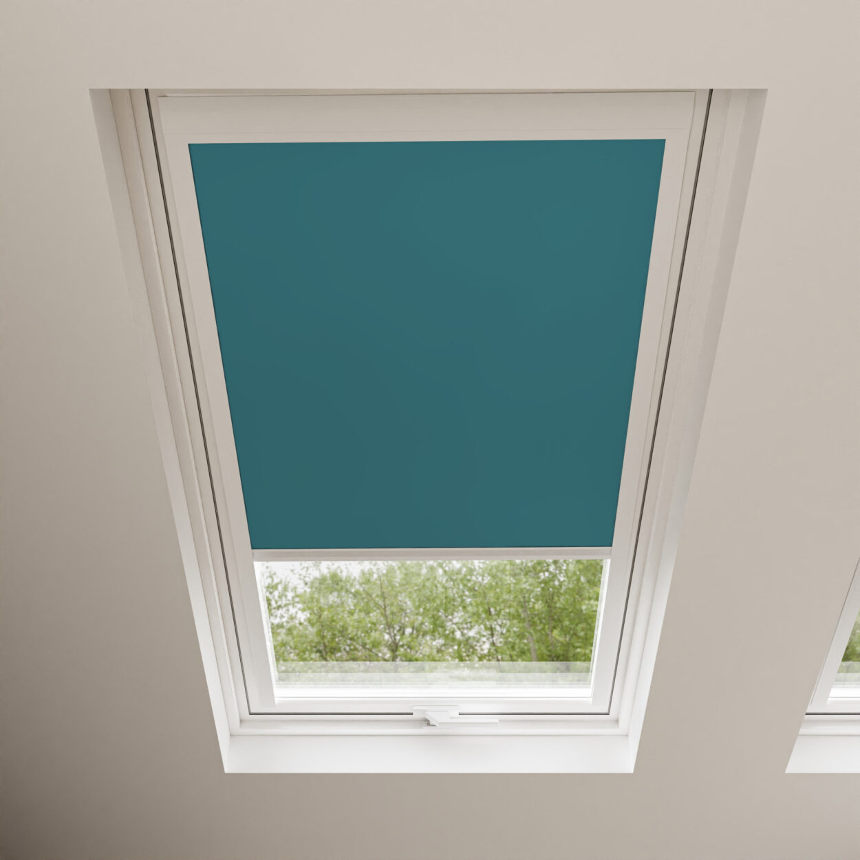 Unilux Jade Blind For Velux - Image 2