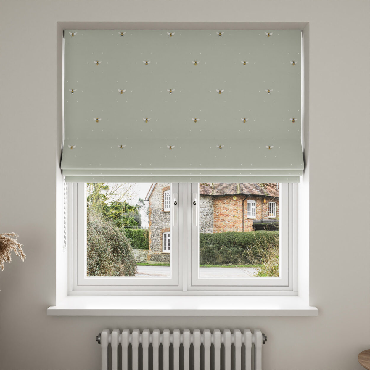 Sophie Allport Bee Pale Slate