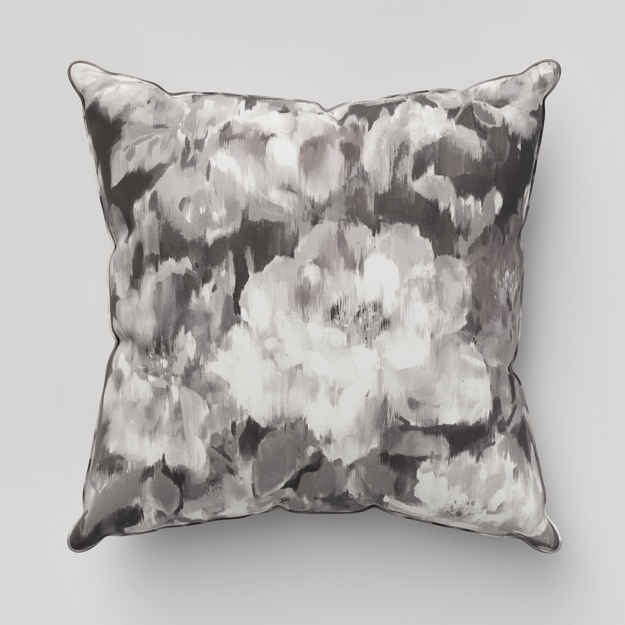 Mara Onyx Cushion