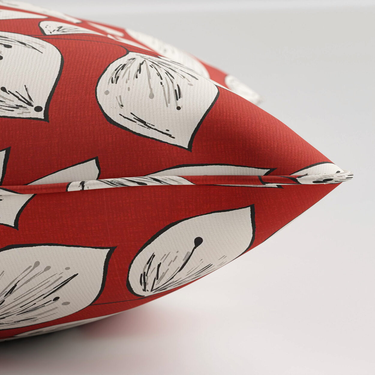 Hardy Ruby Cushion - Image 3