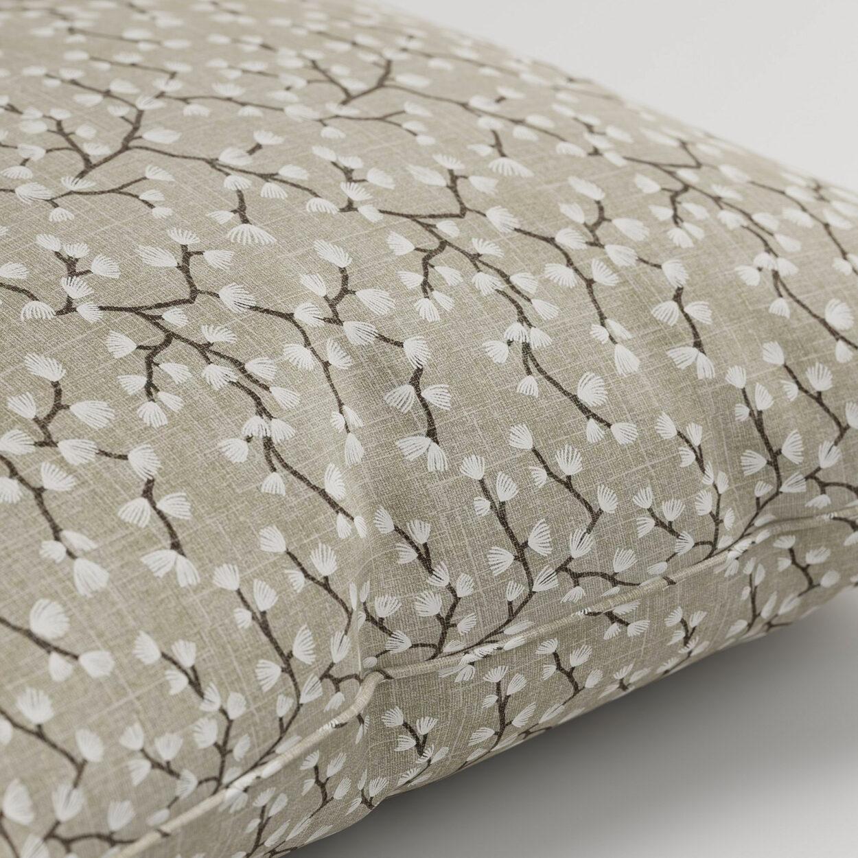 Brando Silver Cushion - Image 2