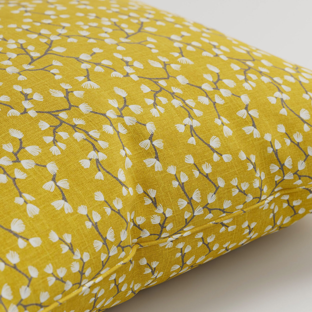 Brando Sunflower Cushion - Image 2