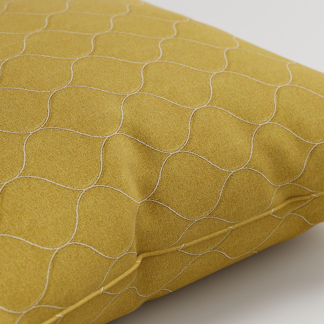 Carioca Apple Cushion - Image 2